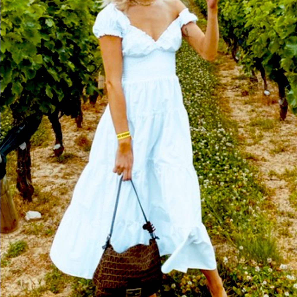 NEW GORGEOUS Danielle Bernstein White Maxi 2x